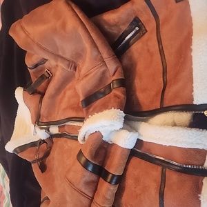 Women fall jacket, Brown and Black with wool inner lining and belt fastening